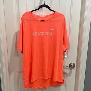 Nike Running Dri-Fit Peloton Tee